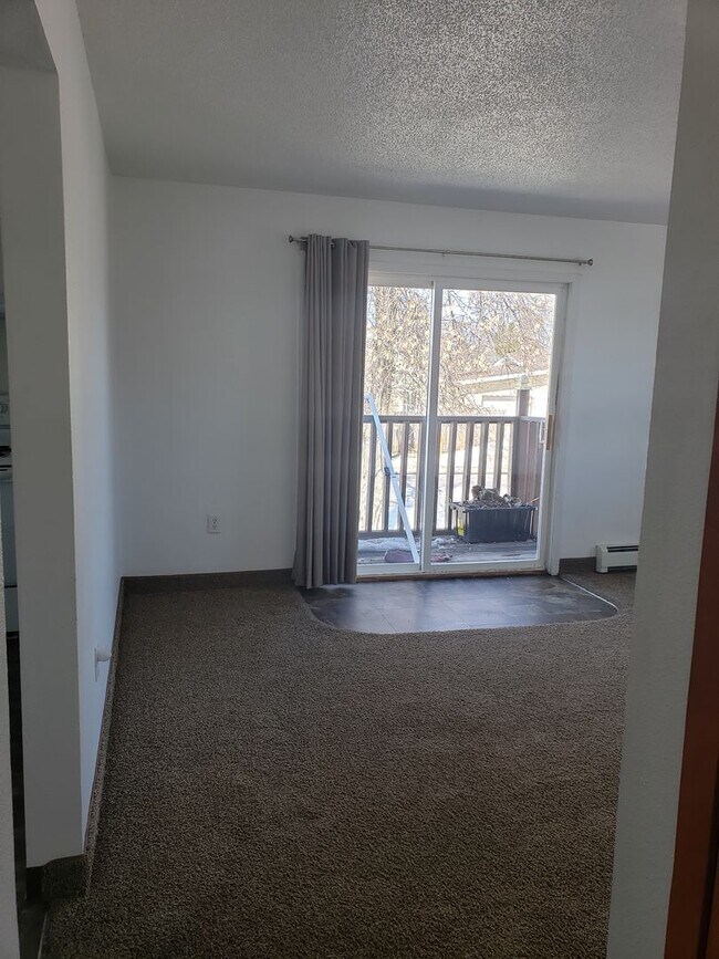 Foto del edificio - 810 10th St NE