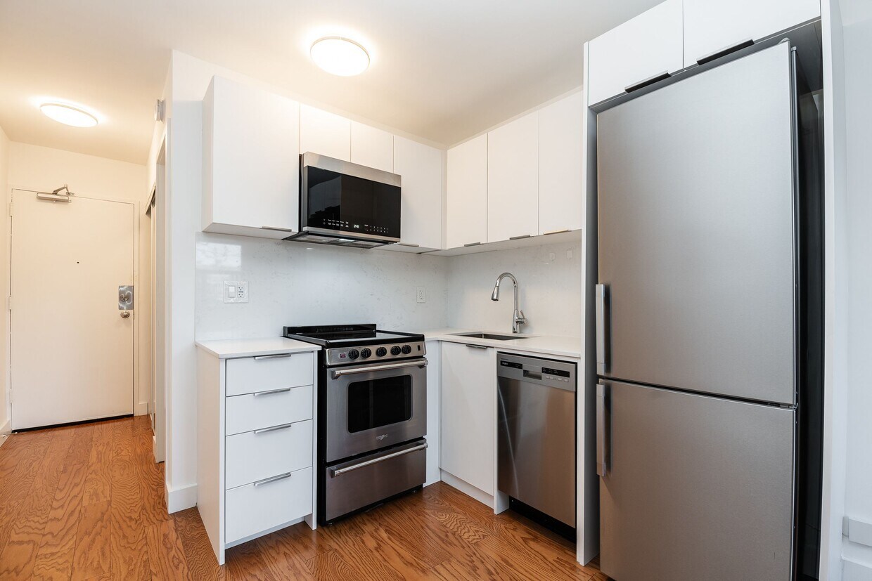 Photo principale - 798 Richmond Street West