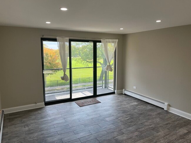 Foto del edificio - 3932 N Narragansett Ave