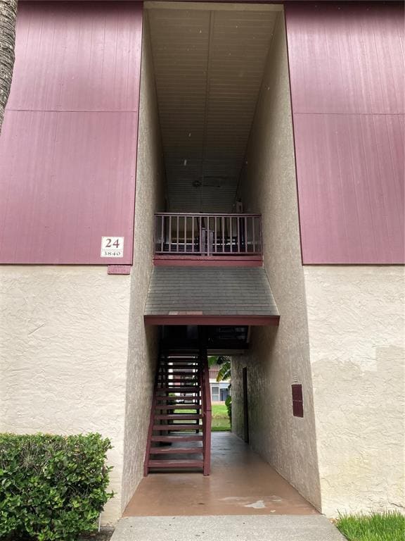 Building Photo - 3840 N Lake Dr