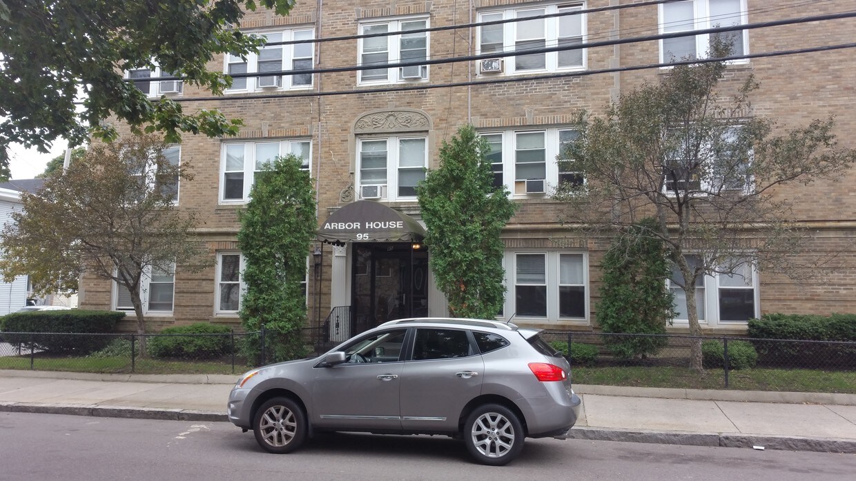 91 Nichols St Unit 12, Everett, MA 02149 Apartments in Everett, MA