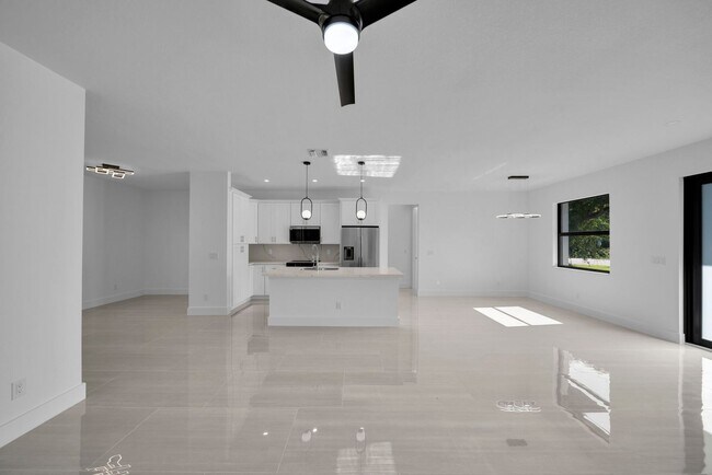 Foto del edificio - 73 Flamingo Blvd