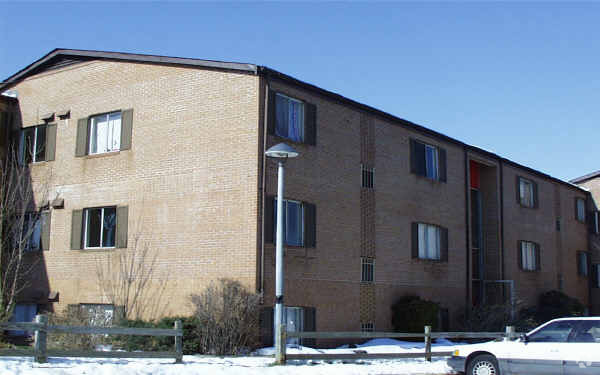 Primary Photo - Prince Cole Apartments