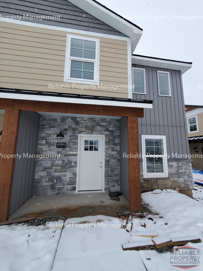 Foto del edificio - 359 N 3rd W