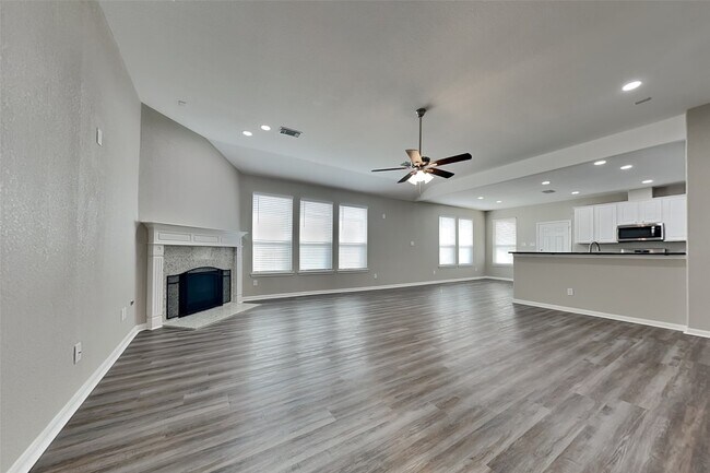 Building Photo - 9435 Edgeloch Dr