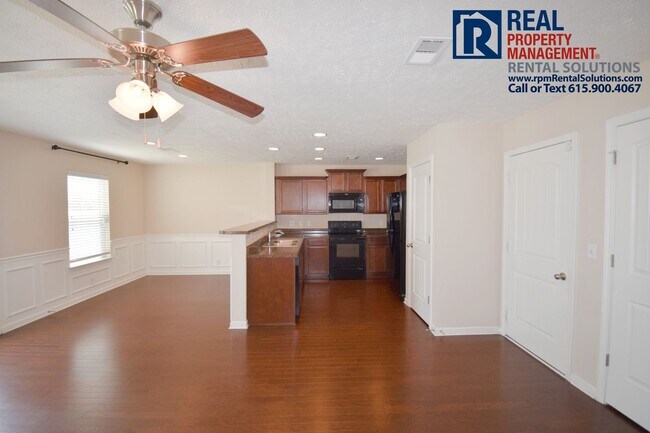 Foto del edificio - Wonderful 3 bedroom 2.5 bath home in a gre...