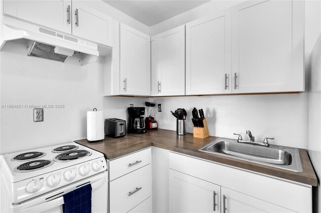 Foto del edificio - 925 SW 15th Ave