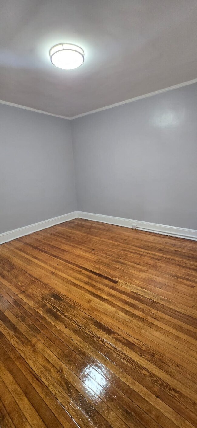 Foto del edificio - 227 N Oraton Pkwy