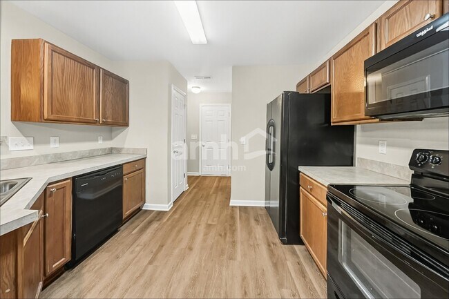Foto del edificio - 4716 Byers Ridge Dr