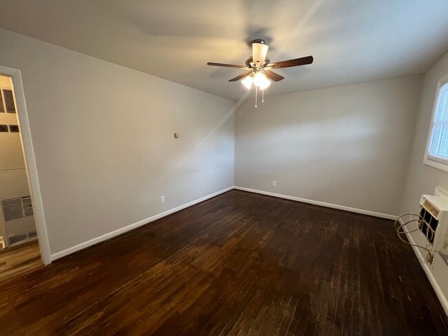 Foto del edificio - 857 Bellevue St