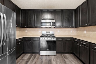 Building Photo - 20742 Fair Castle Dr