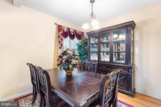 Building Photo - 3 Keats Ct