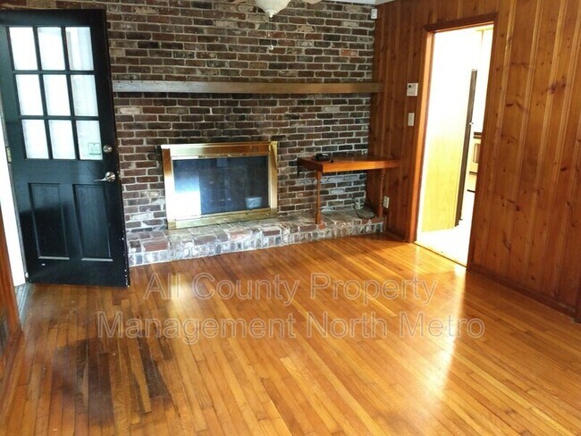 Foto del edificio - 1249 Valley View Rd