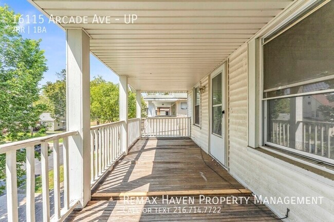 Building Photo - 16115 Arcade Ave