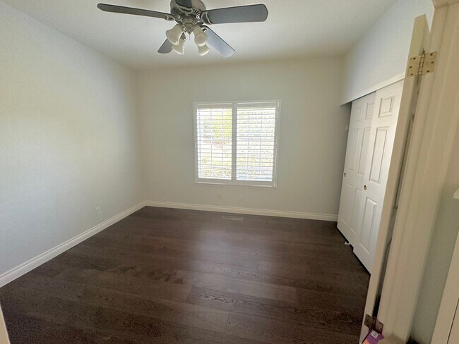 Building Photo - Cozy 3bd/3ba Townhouse Available for Rent!!!