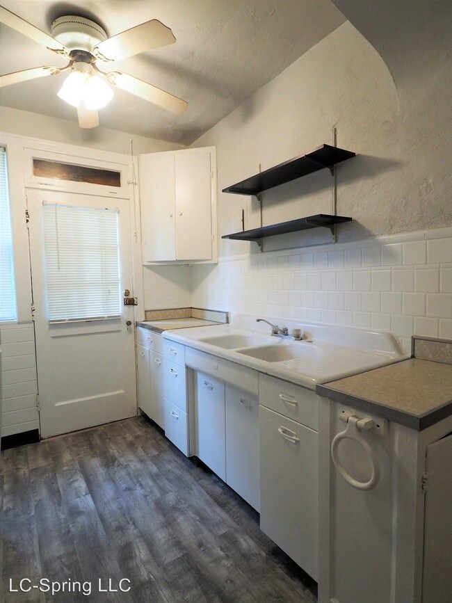 Foto del edificio - 3866-3866 S Spring Ave