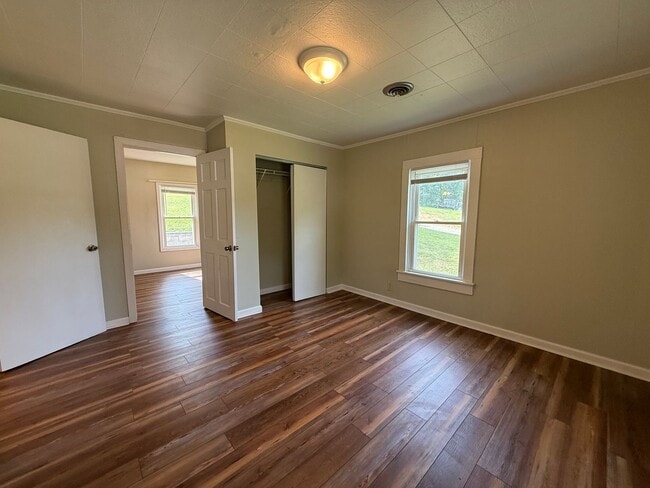 Building Photo - 1 Bedroom 1 Bathroom Home Located in Chuckey, TN