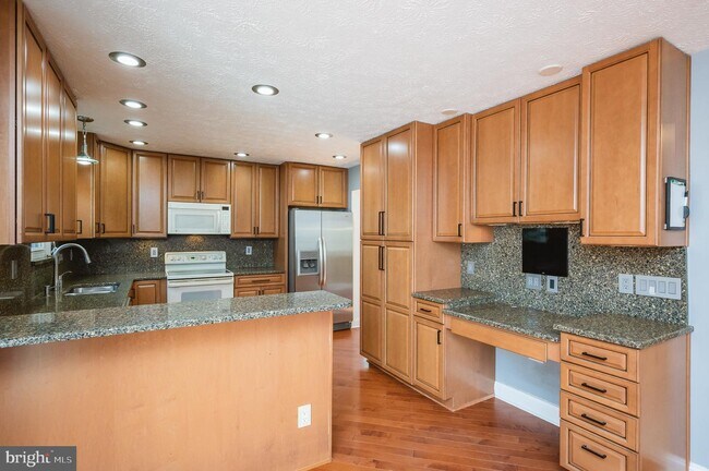 Foto del edificio - 9531 Gunview Rd