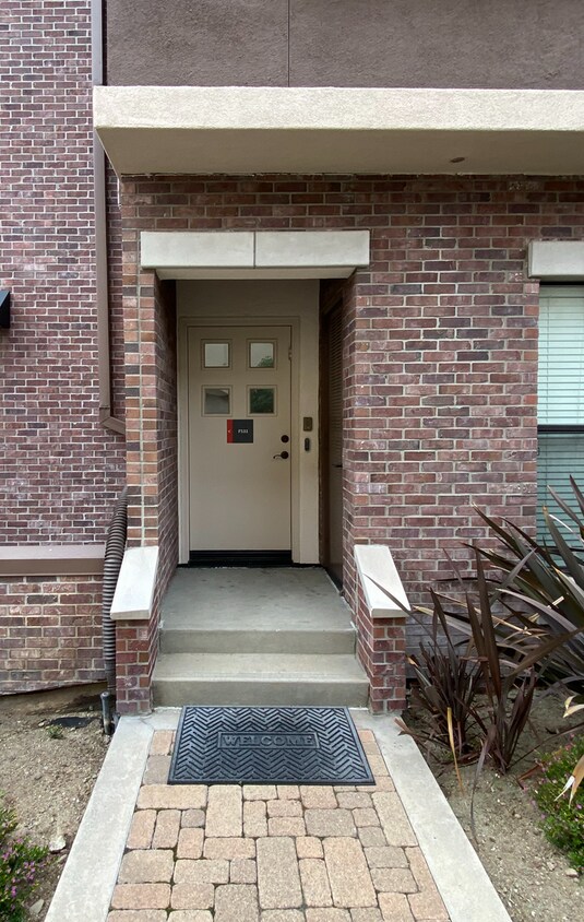 Foto del edificio - Available Now - Spacious 2bedroom
