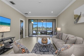 Building Photo - 9373 Pocida Ct