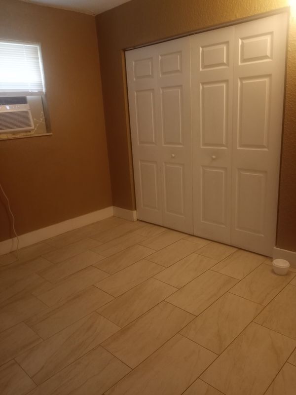 Foto del edificio - 2502 NW 6th Ct
