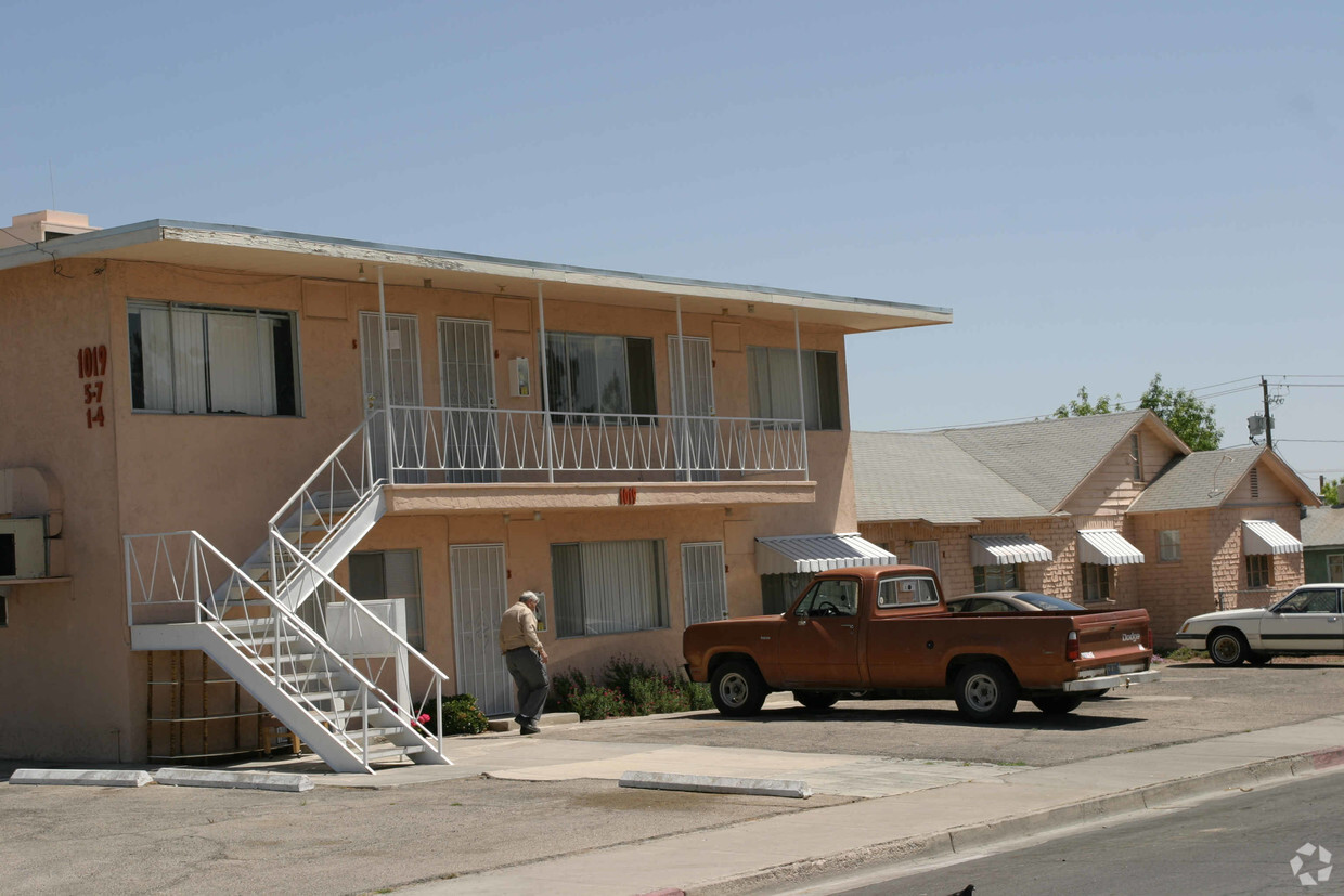 Building Photo - Towne Terrace Apartments