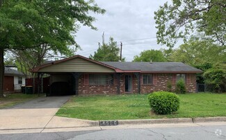 Building Photo - 6520 Lantana Rd