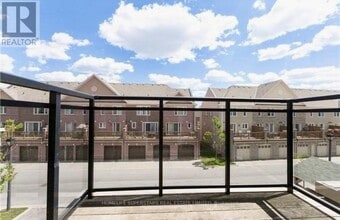 Building Photo - 4975-4975 Southampton Dr