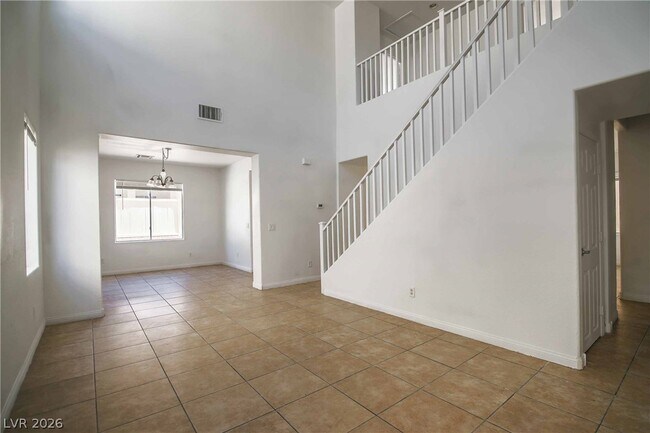 Foto del edificio - 4420 Pacific Crest Ave