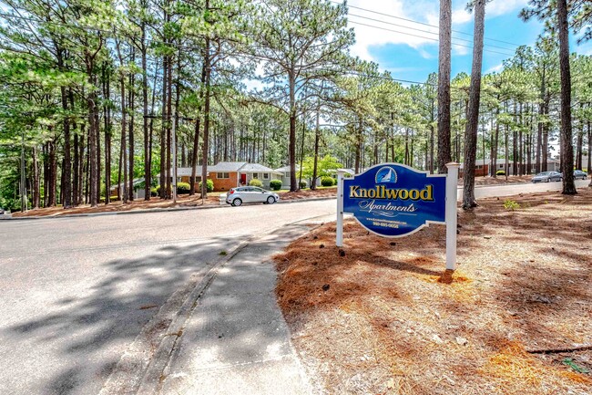 Foto del edificio - Knollwood Apartments