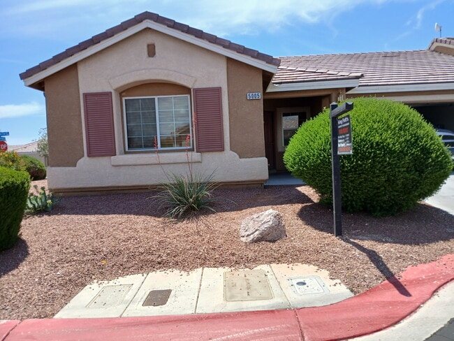 Building Photo - 5005 Bayberry Crest St