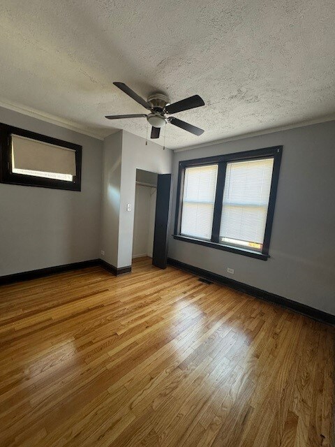 Foto del edificio - 1745 W 89th St