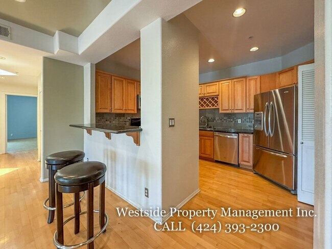 Foto del edificio - 3460 S Centinela Ave