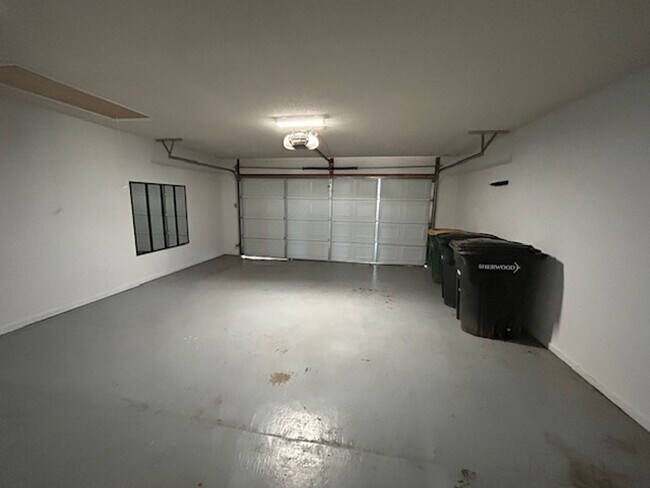 Building Photo - Call Property Manager Tonia Rollins for more information (501)626-9917