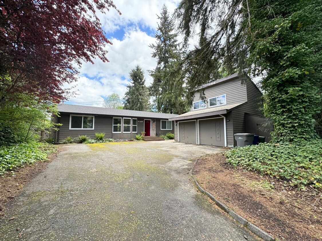 Foto principal - Redmond near Grasslawn Park & Microsoft 3 ...