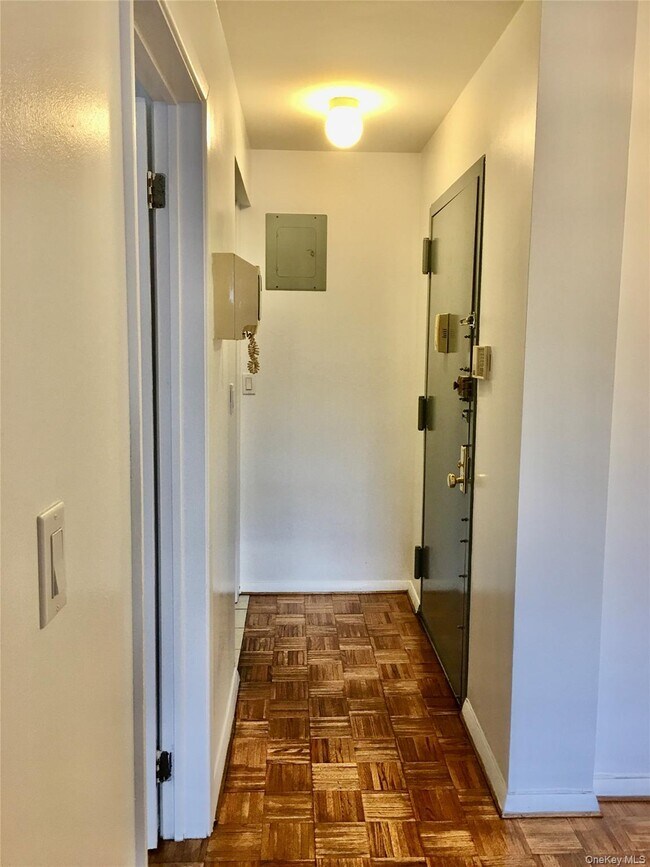 Foto del edificio - 68-03 41st Ave