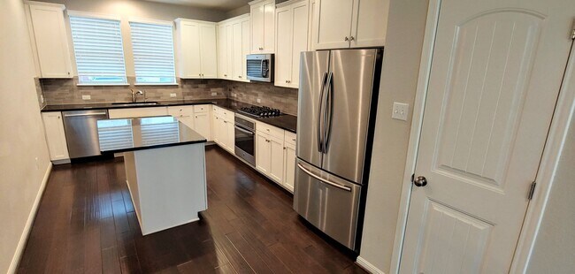 Foto del edificio - 7220 Wyoming Springs Dr