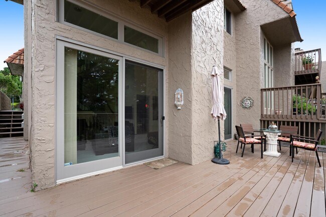 Foto del edificio - 2 Rinconada Cir