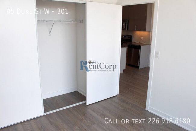 Building Photo - 85 Duke St W