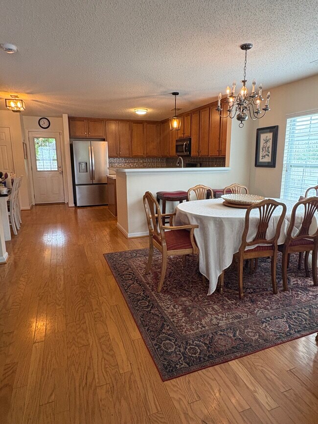 Foto del edificio - 108 White Cedar Ct