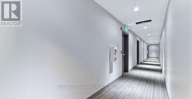 Photo du bâtiment - 2375 Bronte Rd