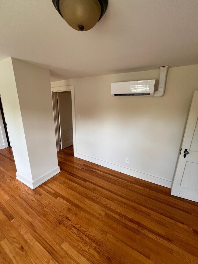 Foto del edificio - 404 11th St