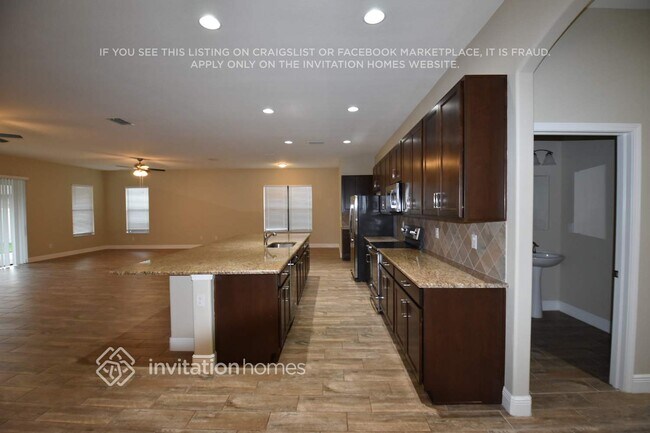 Foto del edificio - 1892 Tonka Terrace