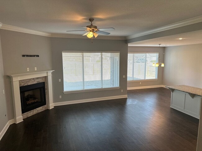 Building Photo - Available Now! Modern 3-Bedroom, 2-Bathroom Home in Legendary Subdivision near Shaw Elementary