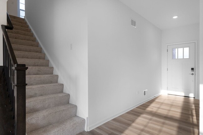 Building Photo - 14938 S Henebry Ln