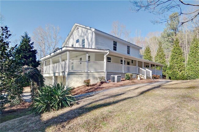 Foto del edificio - 12485 Reinhardt College Pkwy