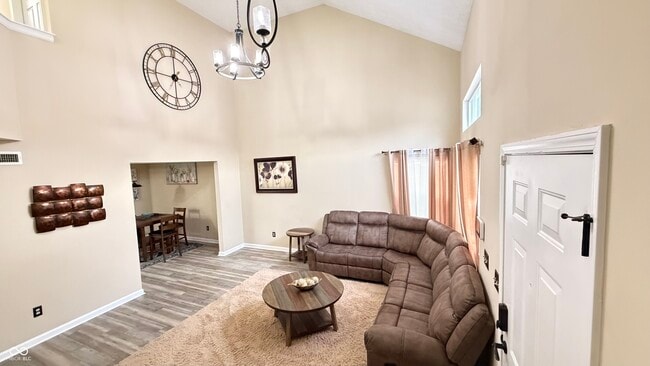 Foto del edificio - 6010 Lakeside Manor Ave