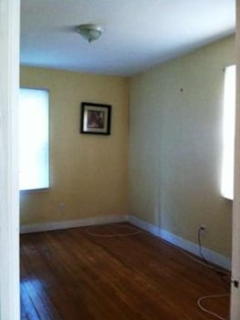 Building Photo - 49 Beech Glen St