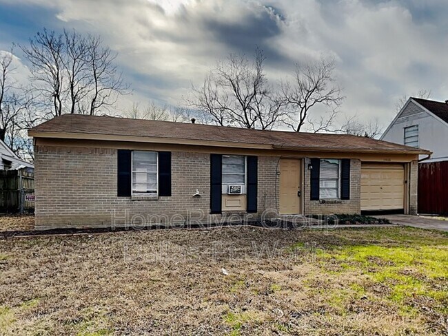 Foto del edificio - 14116 Cimarron Dr