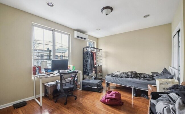 Foto del edificio - 126 Highland Ave